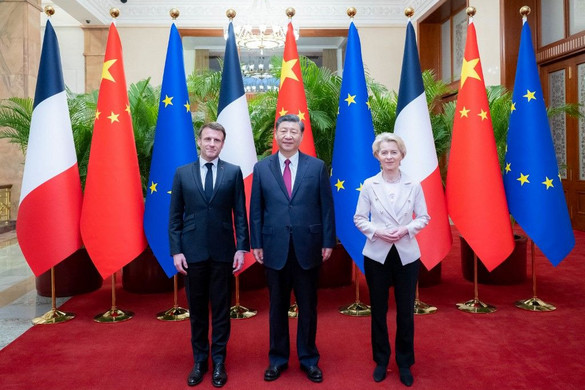 Ursula von der Leyen óva inti az uniót a Kínától való függőségtől