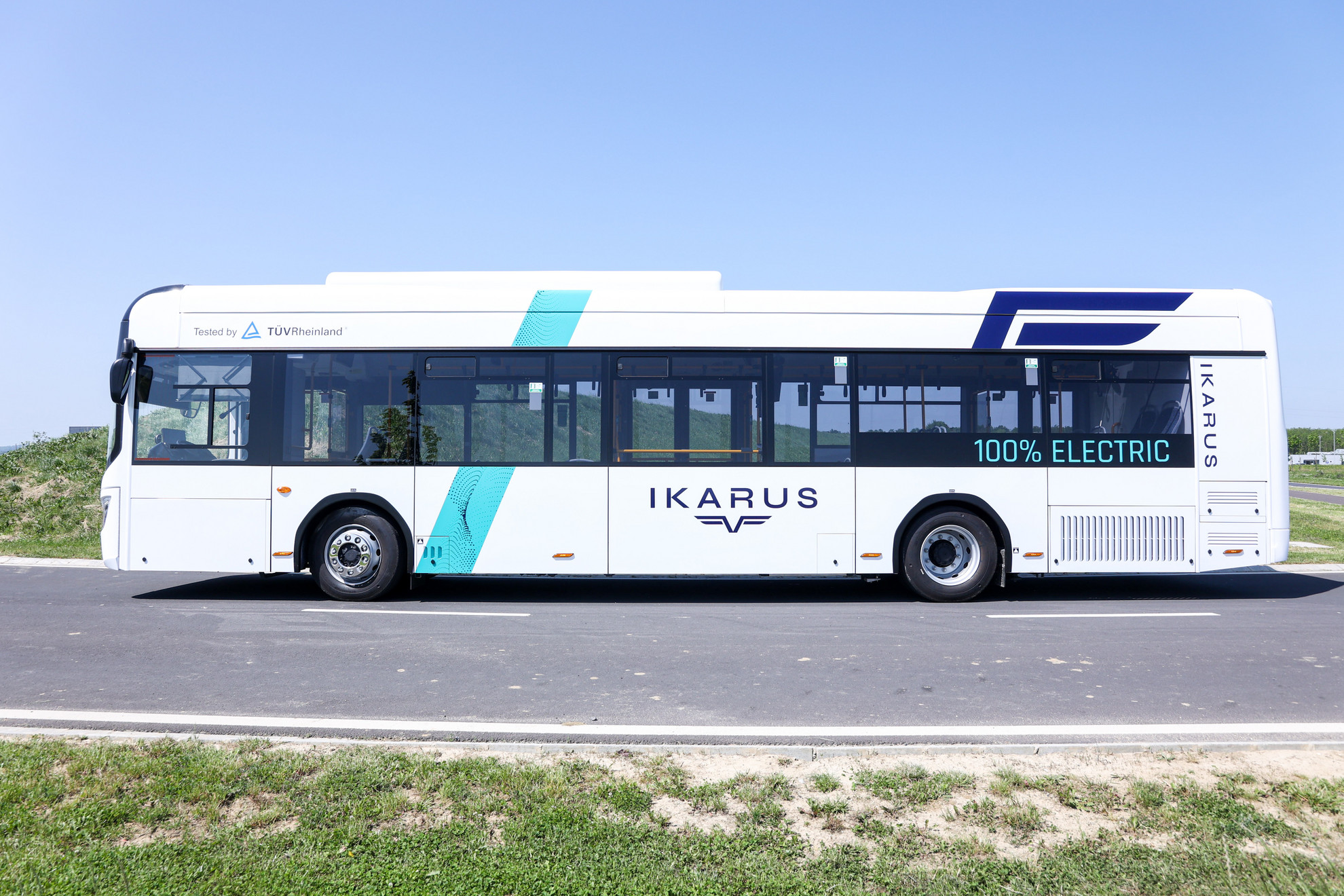 Az Ikarus 120e a könnyű szerrel vette a zalaegerszegi tesztpálya akadályait