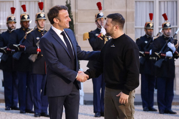 Fotó: AFP/Ludovic Marin Franciaország megkezdi ukrán pilóták repülési kiképzését