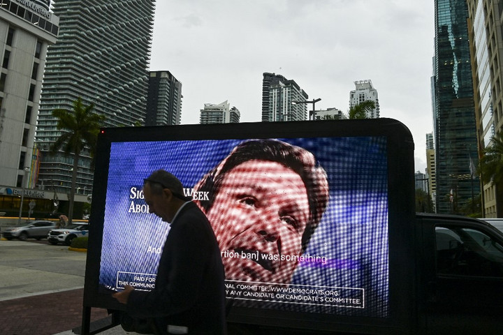 Fotó: AFP/Chandan Khanna Hitler- és Soros-paródiával felelt Trump DeSantisnak