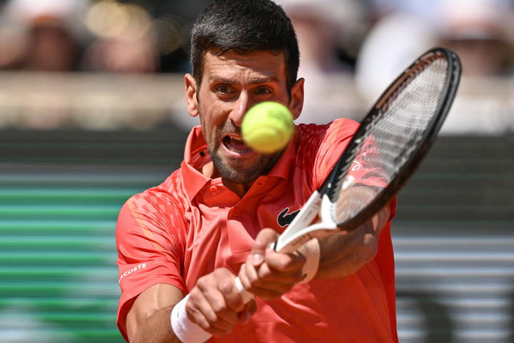 Fotó: AFP/Mustfa Yalcin Nem zárták ki a politikai üzenete miatt Novak Djokovicsot Párizsban