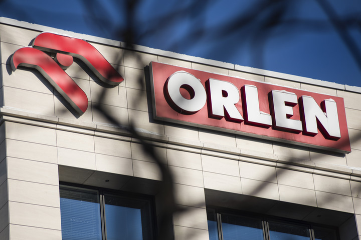 Napi 27 millió dollárt veszít a lengyel Orlen vállalat az orosz olajembargó miatt