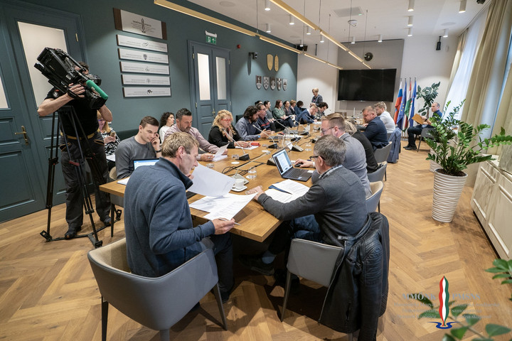 Több millió euróval terveznek a szlovéniai magyarok
