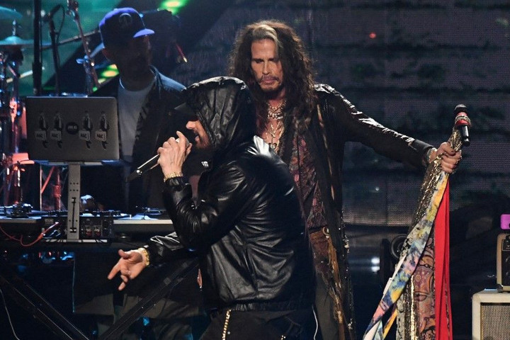 Búcsúturnét jelentett be az Aerosmith