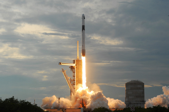 Fotó: Paul Hennesy / ANADOLU AGENCY / Anadolu Agency via AFP Visszatért a Földre az Axiom Space második, magánszemélyeket szállító űrhajója
