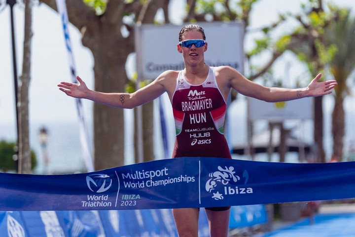 Fotó: Facebook/Magyar Triatlon Szövetség Aquatlon-vb: Bragmayer Zsanett aranyérmes
