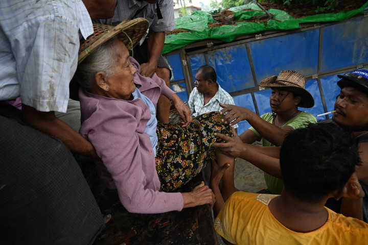 Fotó: AFP/Sai Aung Main Veszélyes ciklon közelít Banglades és Mianmar felé
