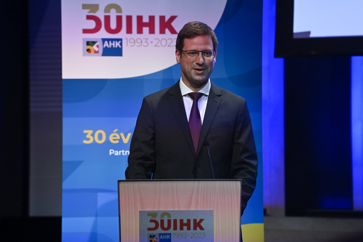 Fotó: MTI/Kovács Tamás Gulyás Gergely: A magyar–német gazdasági együttműködés a nehéz időszakokban is segíti a fejlődést
