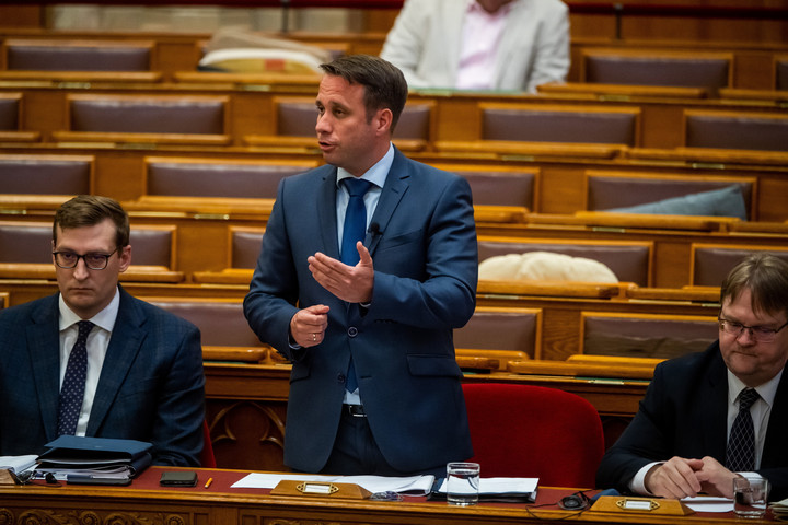 Fotó: MTI/Balogh Zoltán Védelmi költségvetés a 2024-es költségvetés