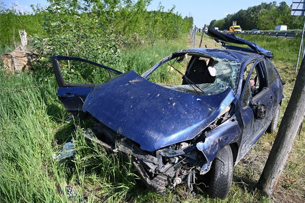 Fotó: MTI/Mihádák Zoltán Tragédia: Halálos baleset történt az M5-ös autópályán