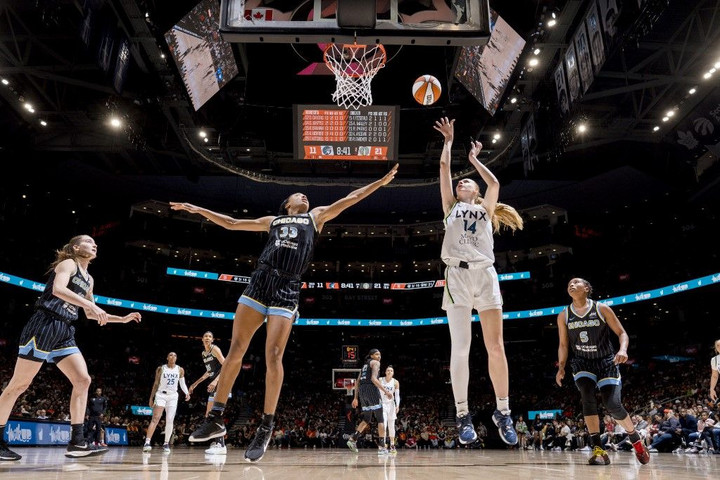 Fotó: AFP/Mark Blinch WNBA – Juhász Dorka négy pontot dobott és hat lepattanót szerzett a Washington ellen