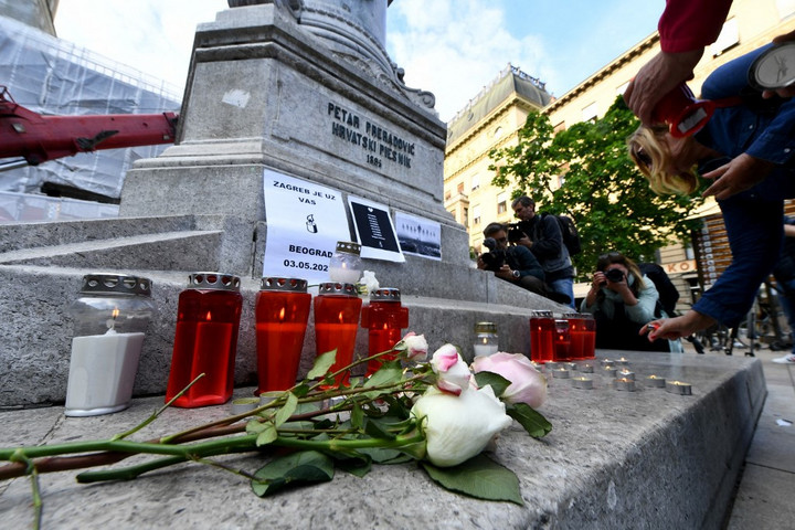 Fotó: AFP/Denis Lovrovic Meghalt a tizenkét nappal ezelőtti szerbiai iskolai ámokfutás egyik sebesültje