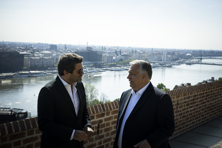 Fotó: MTI/Miniszterelnöki Sajtóiroda/Fischer Zoltán Orbán Viktor portugál jobboldali politikust fogadott