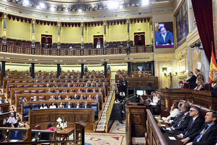 Fotó: AFP/Oscar Del Pozo Spanyolországban előrehozott parlamenti választásokat jelentett be a kormányfő
