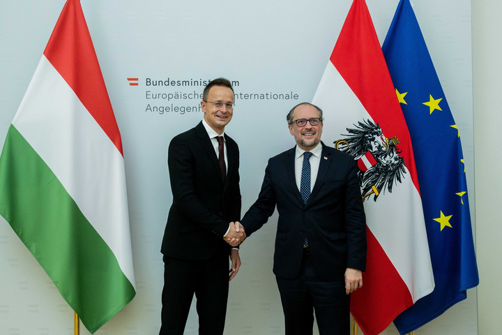 Fotó: Facebook/Szijjártó Péter A kormány nem hagyja jóvá az Európai Békekeret újabb részletét