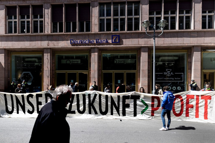 Fotó: CARSTEN KOALL / DPA / AFP Globális klímatüntetéseket jelentett be szeptemberre a Fridays for Future