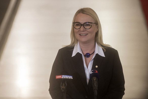 A cseh kormány jóváhagyta az ország eddigi legnagyobb fegyverbeszerzését