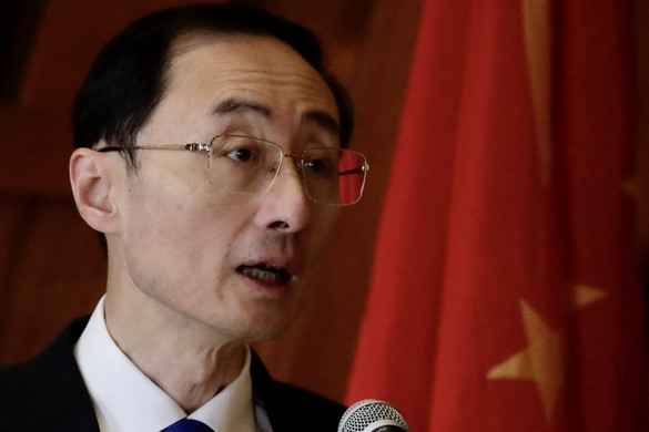 Peking bekérette a japán nagykövetet a vádaskodások miatt