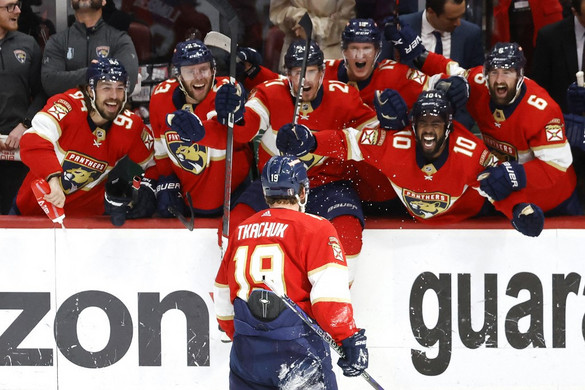 A Florida Panthers az első döntős csapat az NHL-ben
