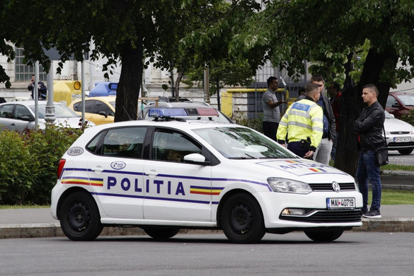 Magyar mentőegységek is keresik a csónakbalesetben eltűnt személyeket