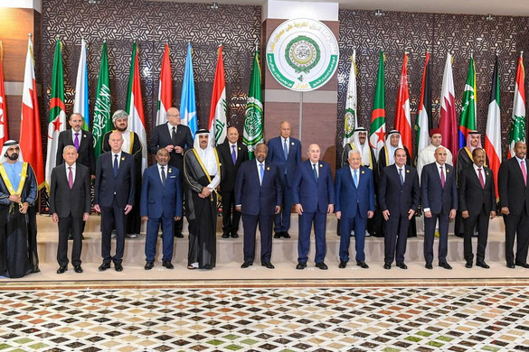 Sajtóértesülések szerint Zelenszkij az Arab Liga-csúcstalálkozóján is részt vesz