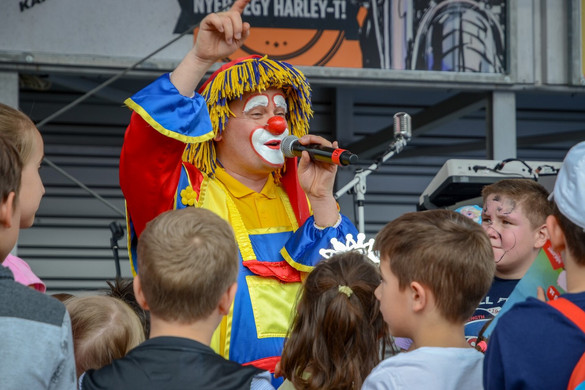 A gyerekeknek felnőttjeik vannak