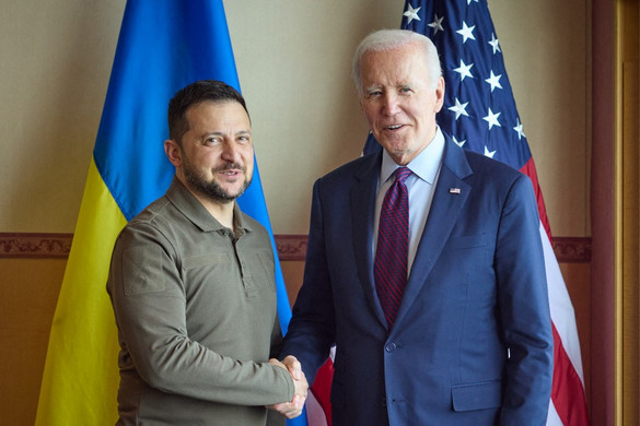 Biden újabb 375 millió dolláros katonai segítséget jelentett be Ukrajnának