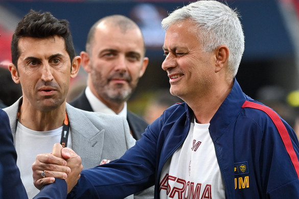 Mourinho: A csapatról szól minden, nem rólam