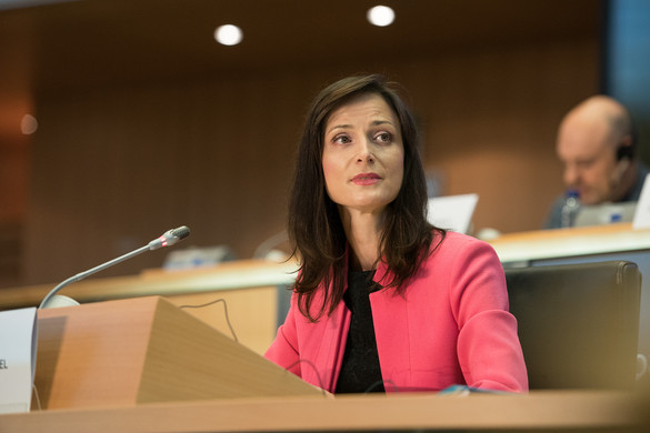 Bulgáriában Marija Gabriel uniós biztost jelölték kormányfőnek