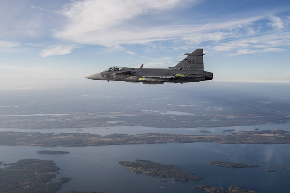 Svédország engedélyezheti ukrán pilóták tesztrepülését Gripenekkel
