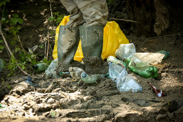 Több mint három és fél tonna hulladékot gyűjtöttek össze a Marosi PET Kupa résztvevői