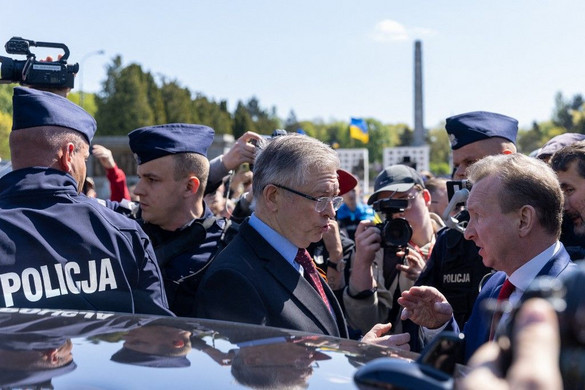 Bekérették a lengyel ügyvivőt Moszkvában