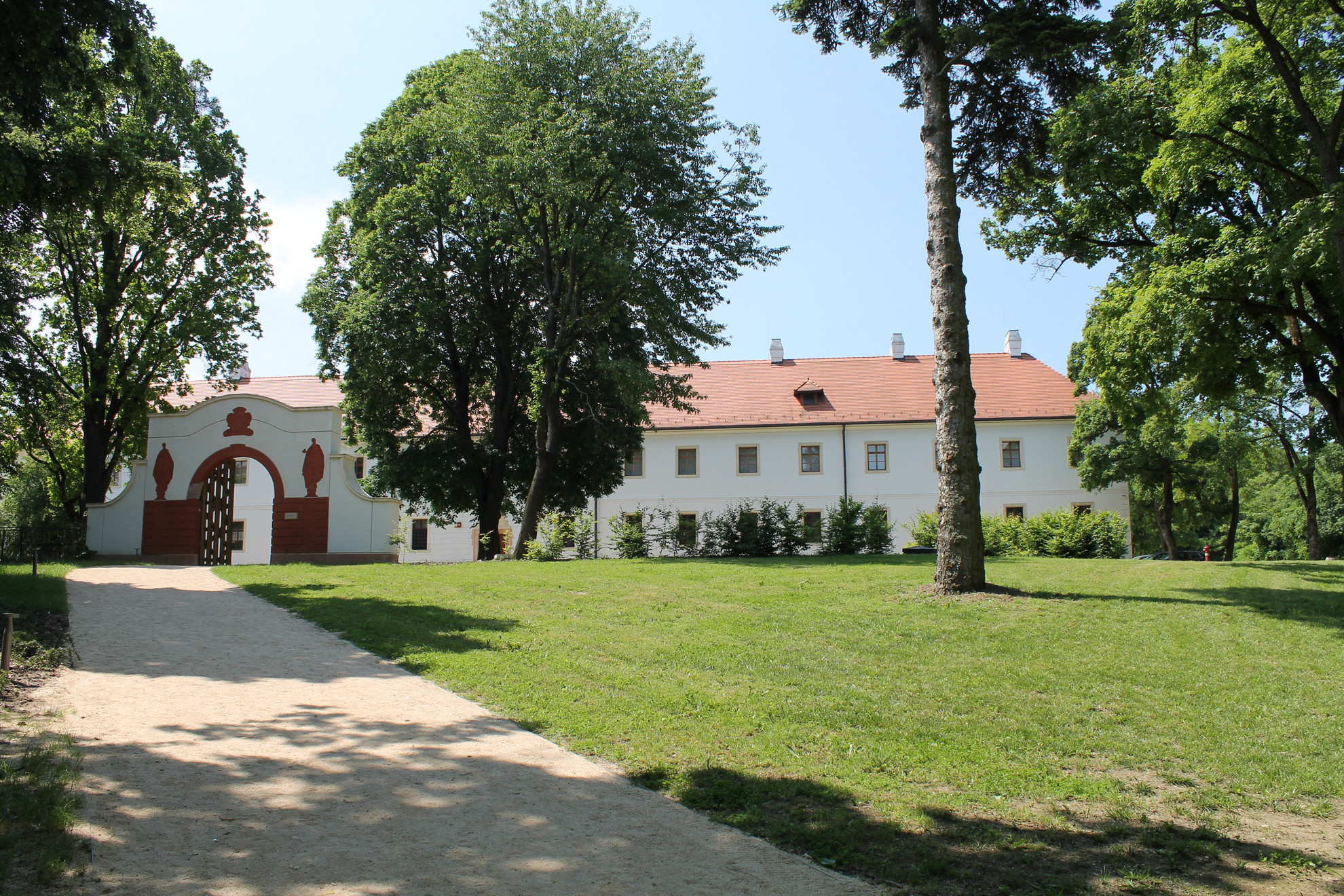 A monostor főépülete