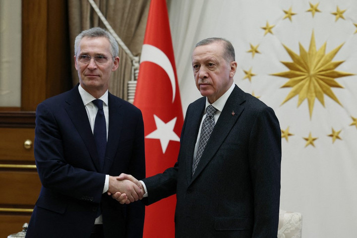Fotó: AFP/Turkish Presidential Press Service/Handout A NATO főtitkára részt vesz a török elnök beiktatásán