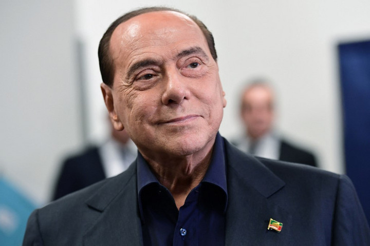 Fotó: Miguel MEDINA / AFP Gyász: Berlusconi búcsúztatására készül Olaszország