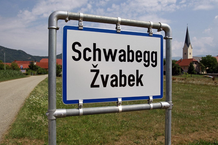 Ausztriában sincs kolbászból a kisebbségek kerítése