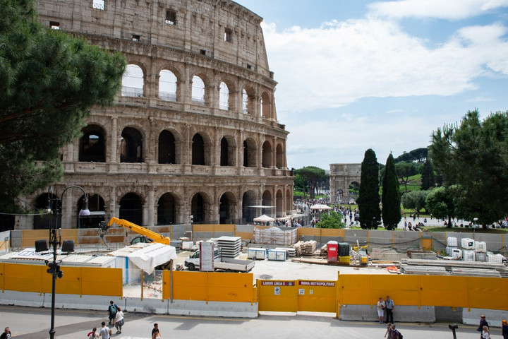 A rendkívüli hőségben Rómában leállították az építkezéseket