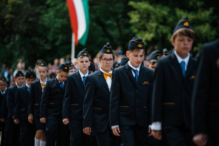 Gyemekvasutasok tettek fogadalmat
