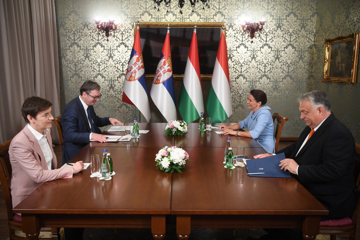 Vučić: Tizenkét megállapodás született Magyarország és Szerbia között