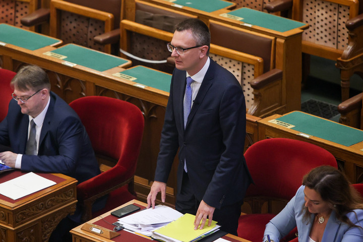 Fotó: MH/Török Péter Napirenden a kötelező migránskvóta