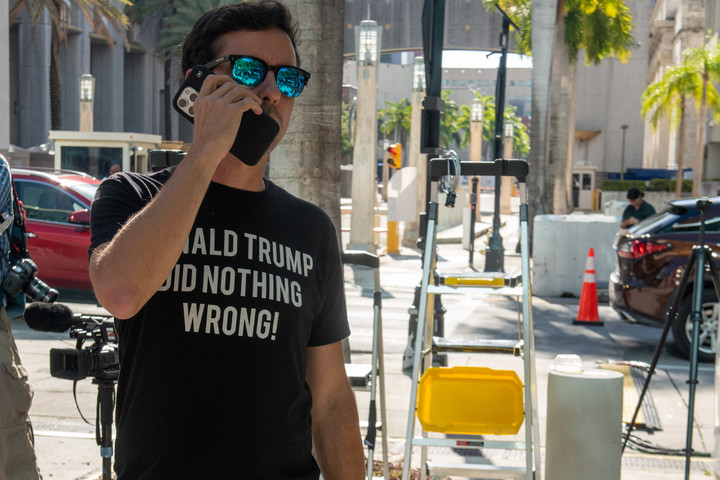 Fotó: NorthFoto Őrizetben Donald Trump