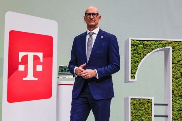 A Deutsche Telekom vezetője kitart a Huawei mellett