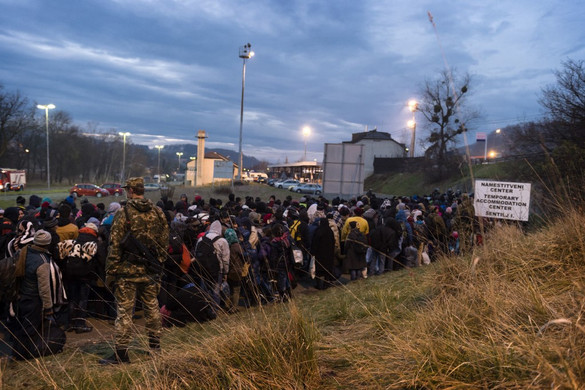 Szlovéniában csaknem háromszorosára nőtt a meghiúsított határsértések száma