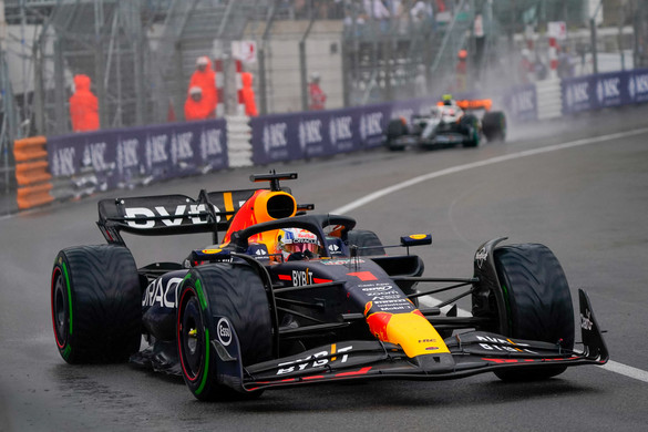 Verstappen Montréalban is nyert