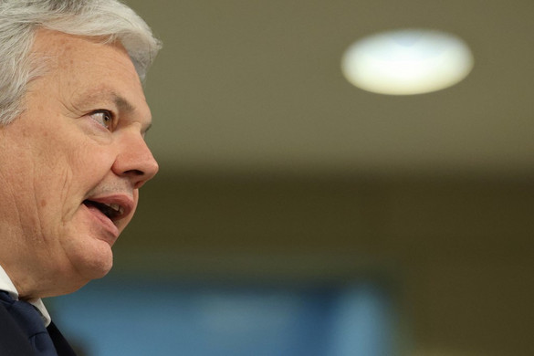 Reynders: A lengyelországi orosz befolyást vizsgáló törvény sérti a demokrácia és a jogszerűség elvét