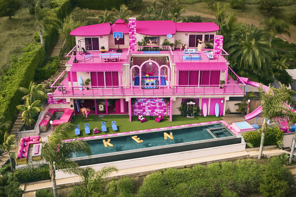 Nem vicc: a film előtt kibérelhető az Airbnb-n Barbie malibui álomháza