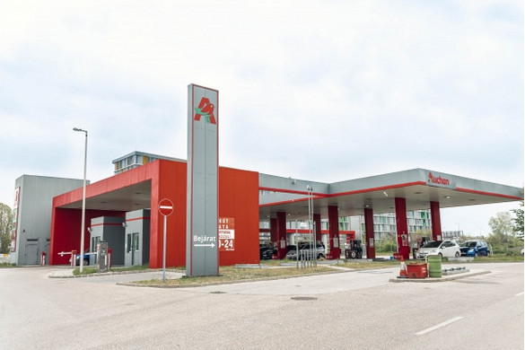 Sajtot hív vissza az Auchan