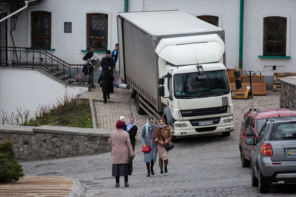 Orosz kémfőnök: Nyugat-európai múzeumokba készülnek átszállítani a kijevi barlangkolostor ereklyéit