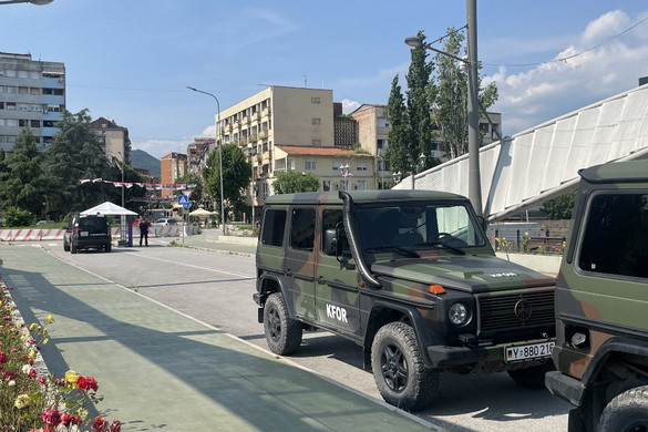 Szabadlábon védekezhetnek a két hete Szerbiában elfogott koszovói rendőrök
