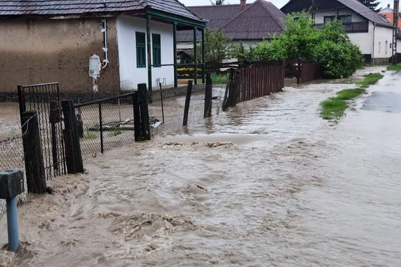 Nógrádsipeken két embernek kellett elhagynia otthonát a patak áradása miatt